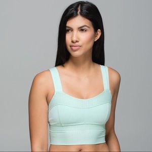 Lululemon Var-City Bra SZ 6 - Sea Mist